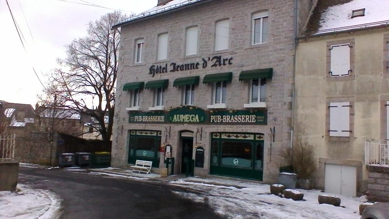 Hotel Jeanne D'Arc Saint-Chély-dʼApcher المظهر الخارجي الصورة